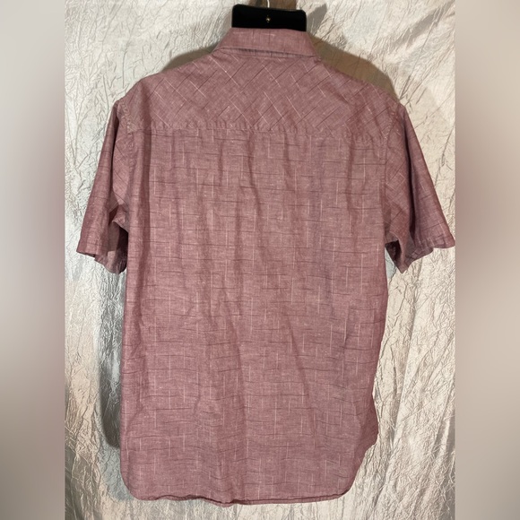 Travis Mathew XL short sleeved button up cotton shirt - Picture 2 of 11